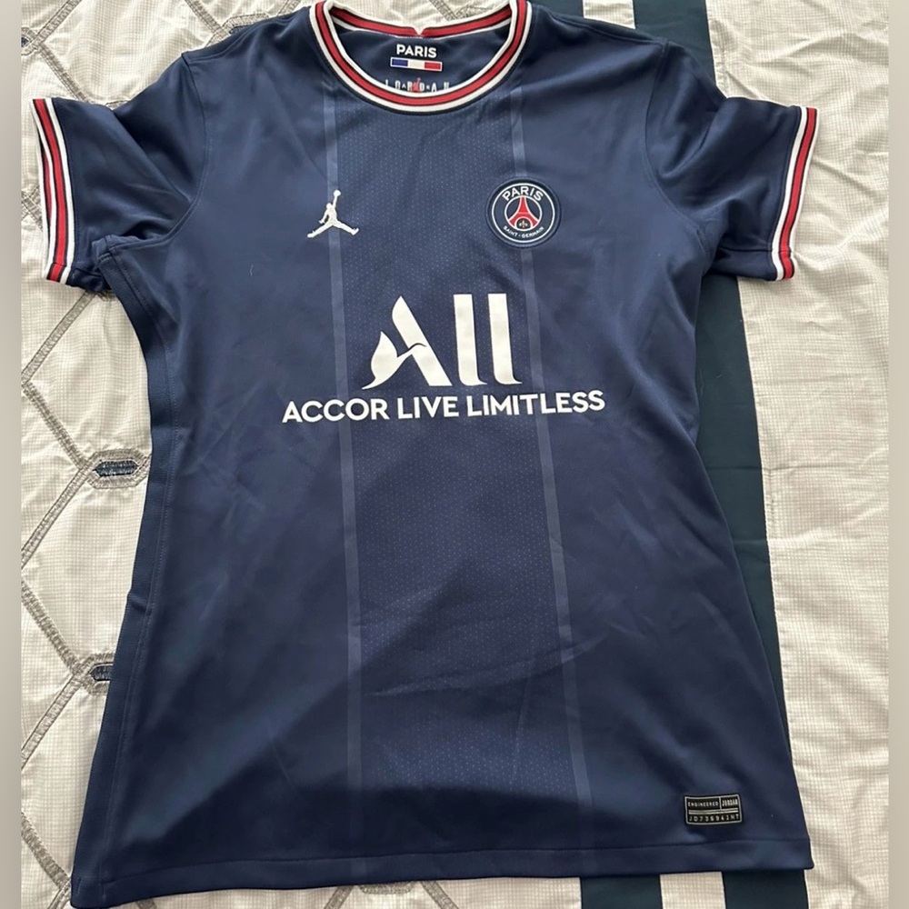 Nike PSG Women Marie-Antoinette Katoto 2021/22 Home Jersey - Size M